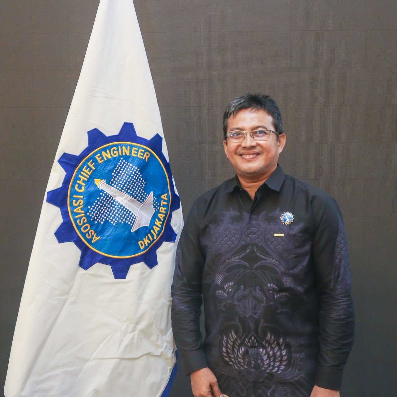 Novrizal S